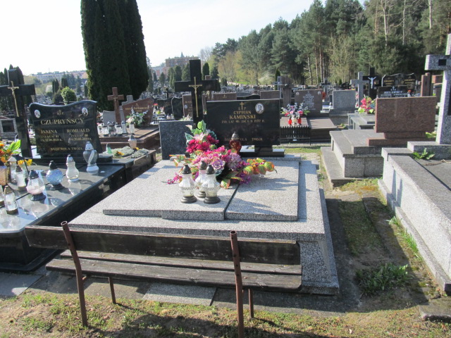Grób Cyprian Kamiński