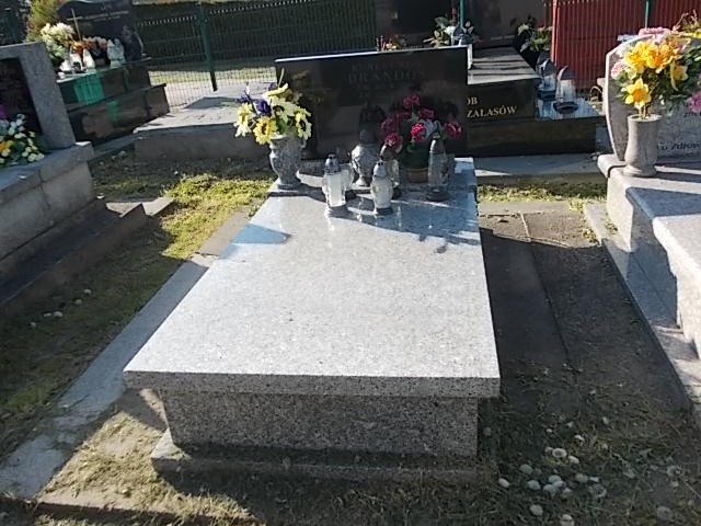 Grób Stanisław Brandos