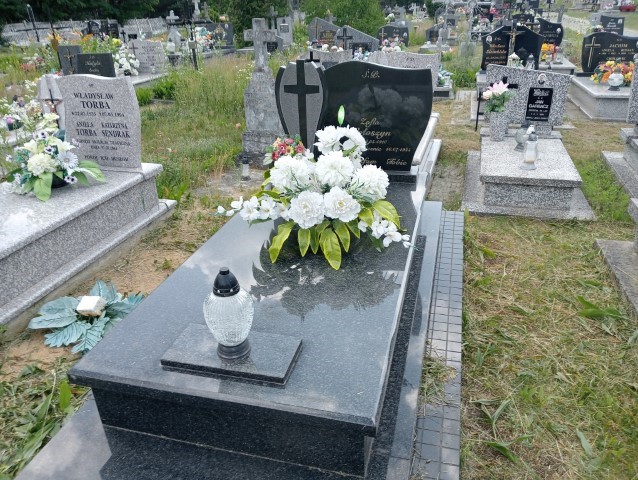 Grób Janusz Łazowski