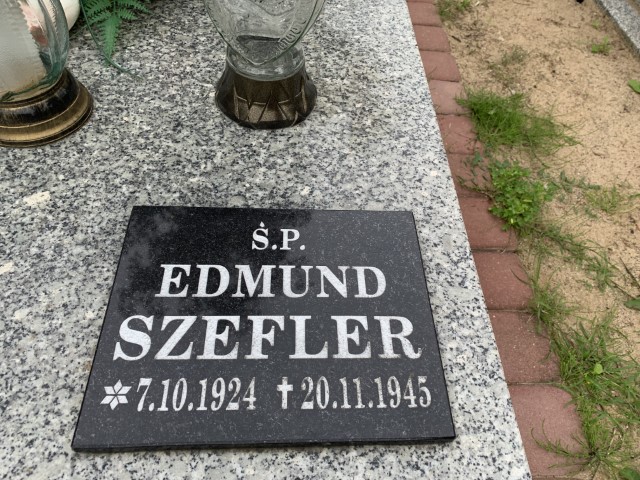 Grób Edmund Szefler