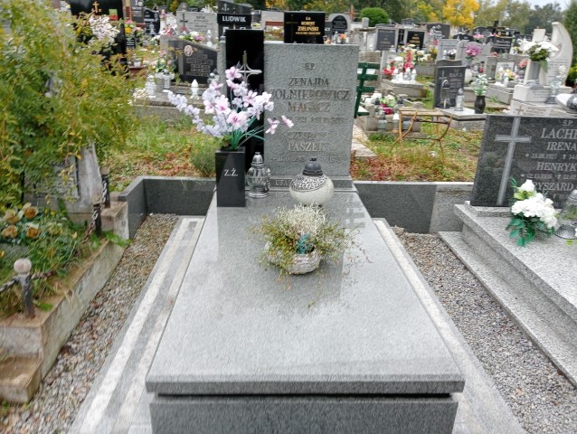 Grób Zenajda Żołnierowicz Magacz