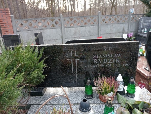 Grób Władysława Rydzik