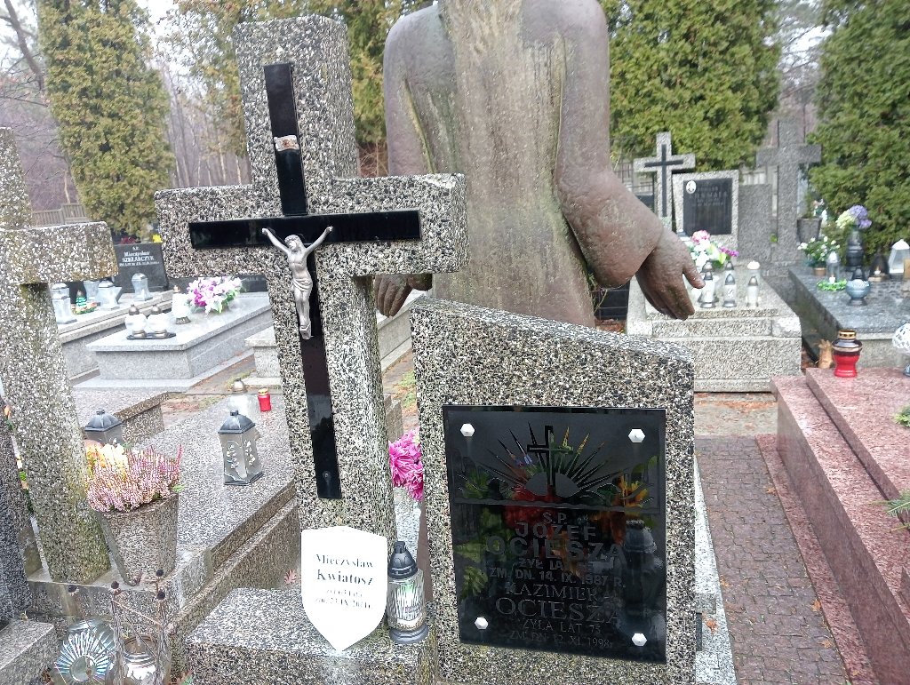 Grób Sławomir Kwiatosz