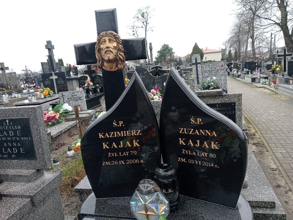 Grób Kazimierz Kajak