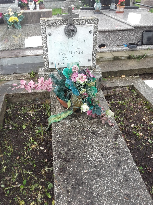 Grób Regina Zianio