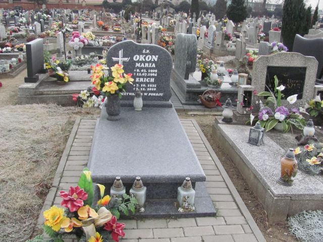 Grób Erich Okon