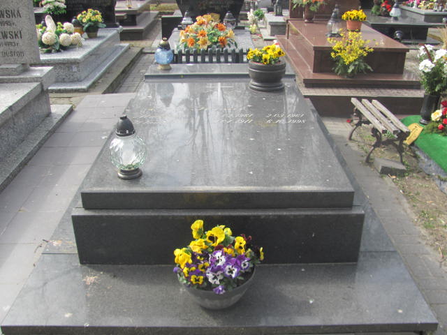 Grób Władysław Kmieć