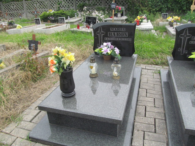 Grób Maria Baron