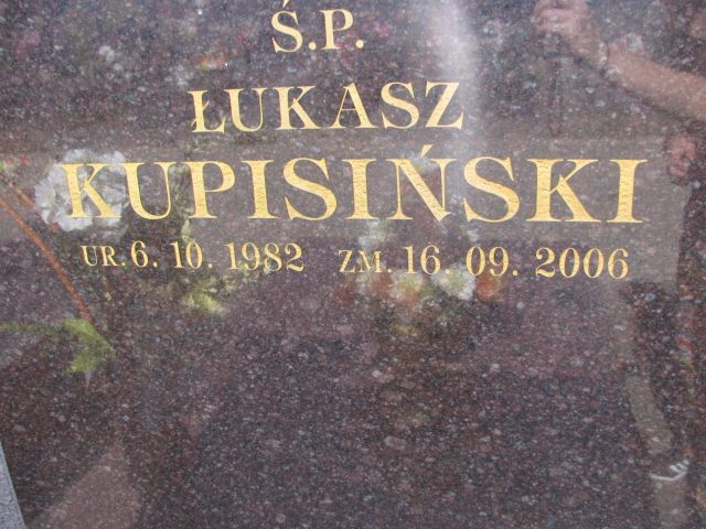 Grób Łukasz Kupisiński