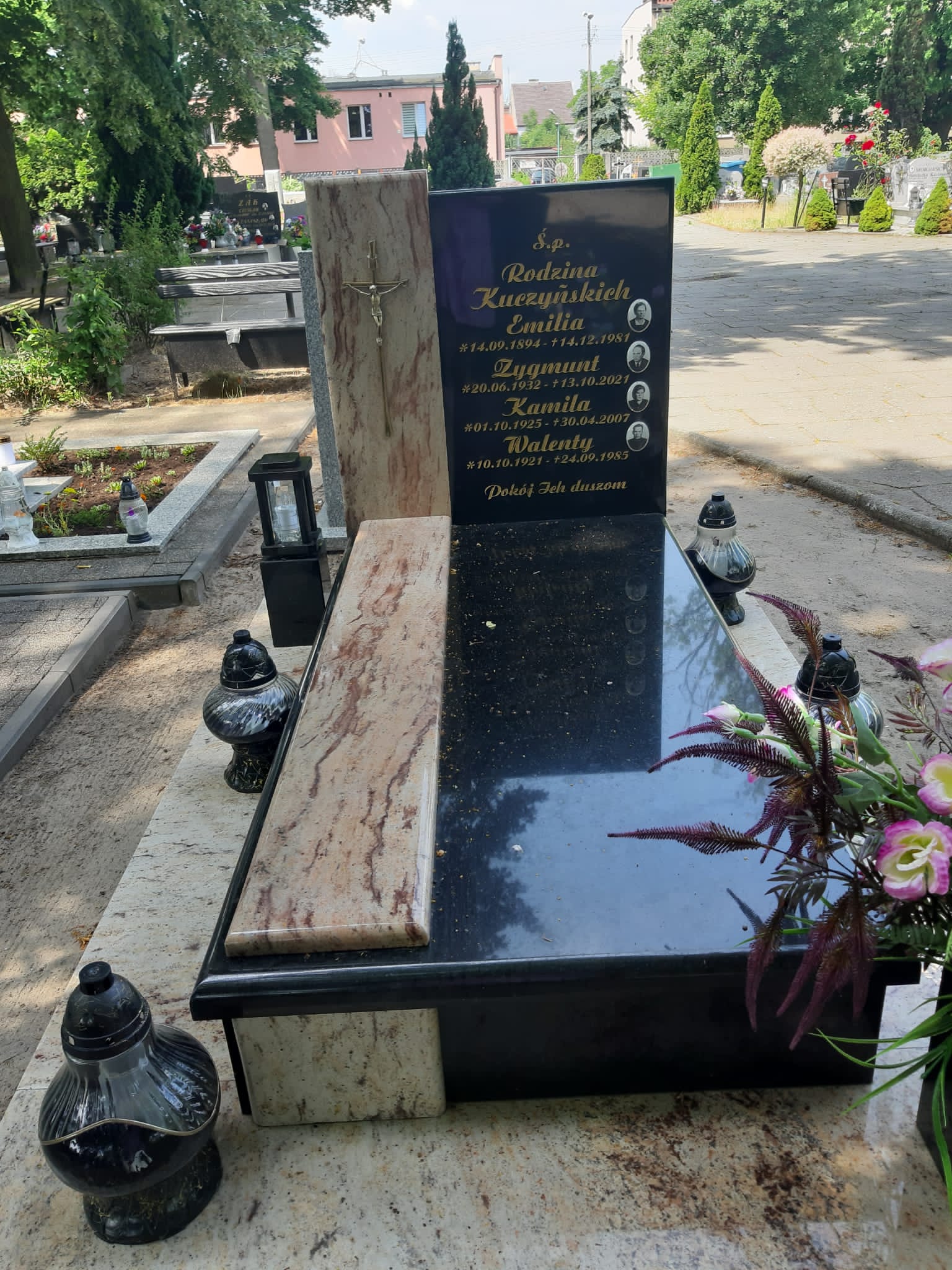 Grób Walenty Kuczyński