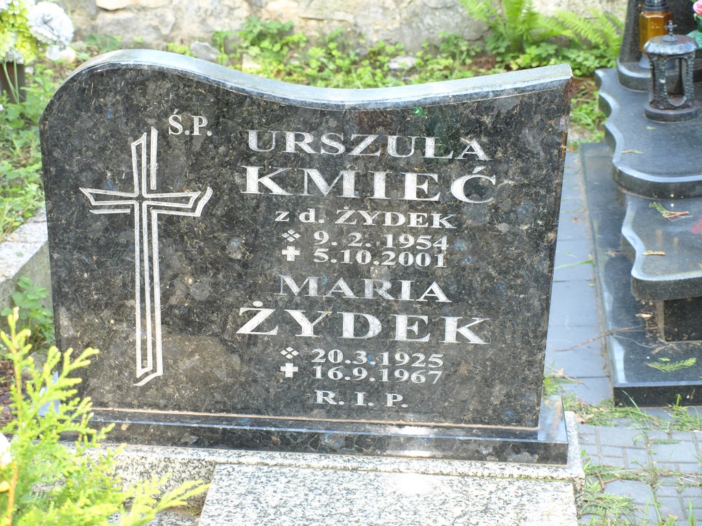 Grób Urszula Kmieć