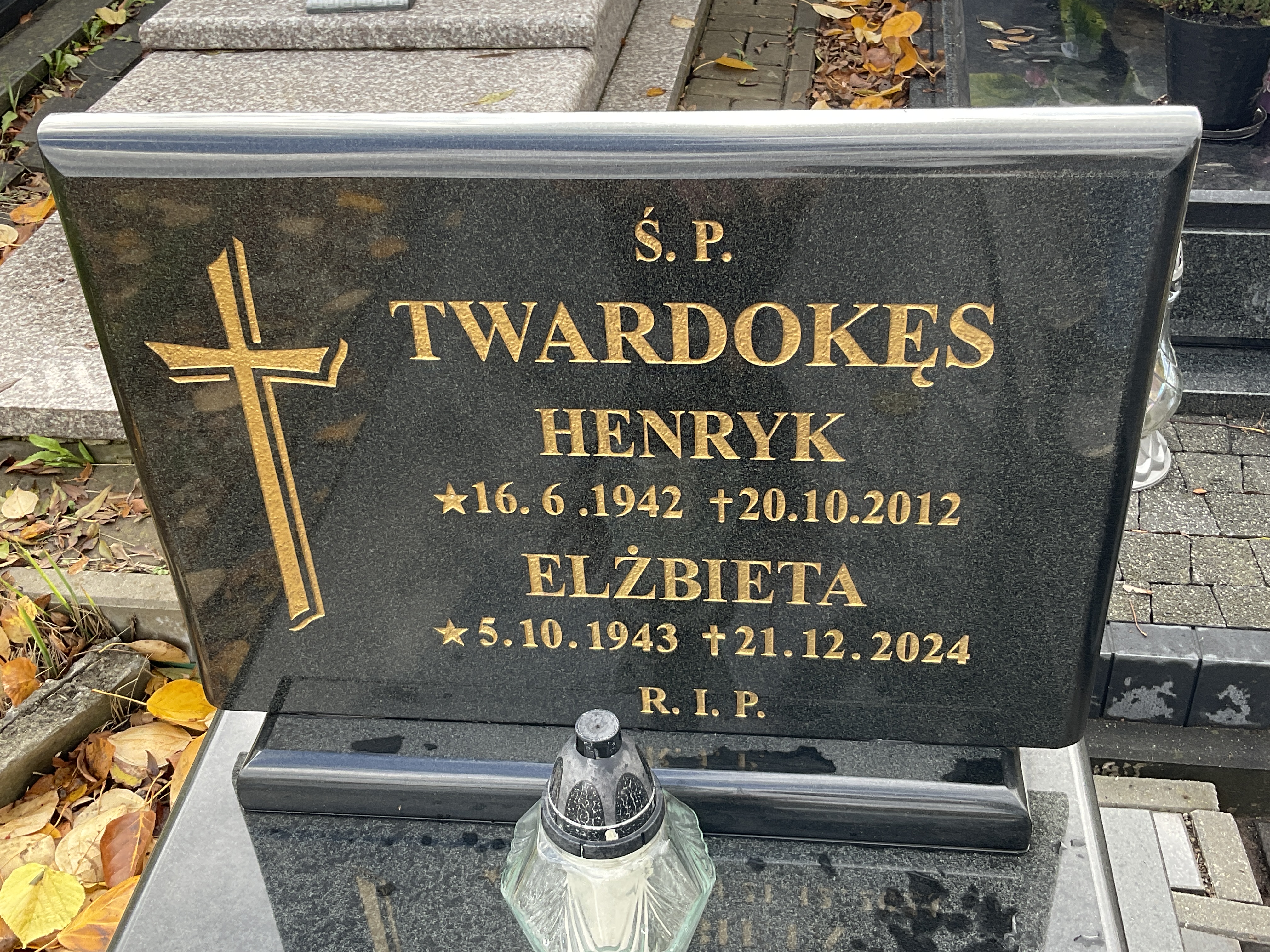 Grób Elżbieta Twardokęs