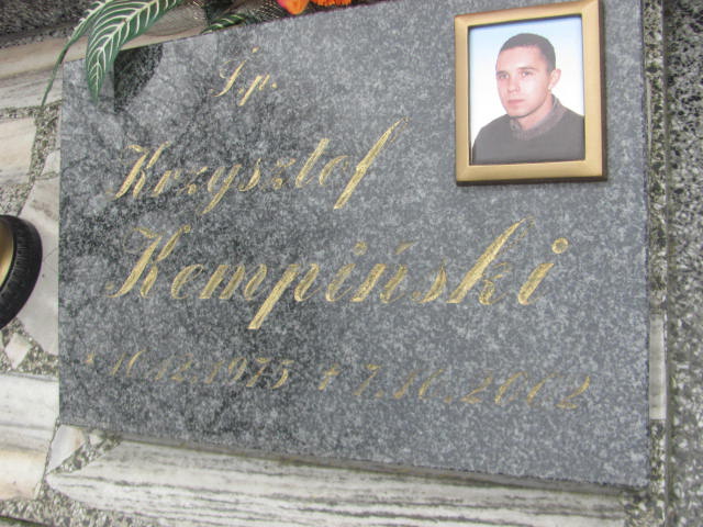 Grób Krzysztof Kempiński