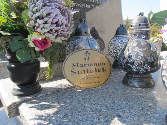 Grób Marianna Śmiałek