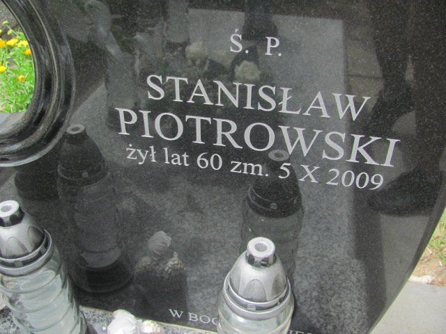 Grób Stanisław Piotrowski
