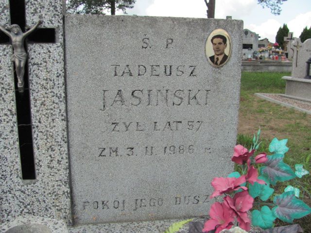 Grób Tadeusz  Jasiński