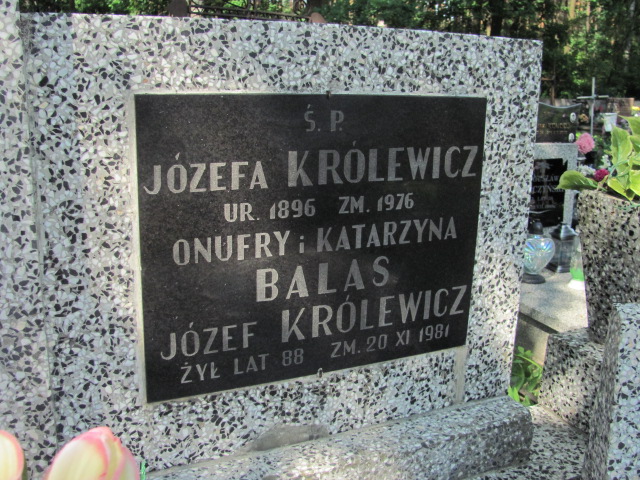 Grób Onufry  Balas