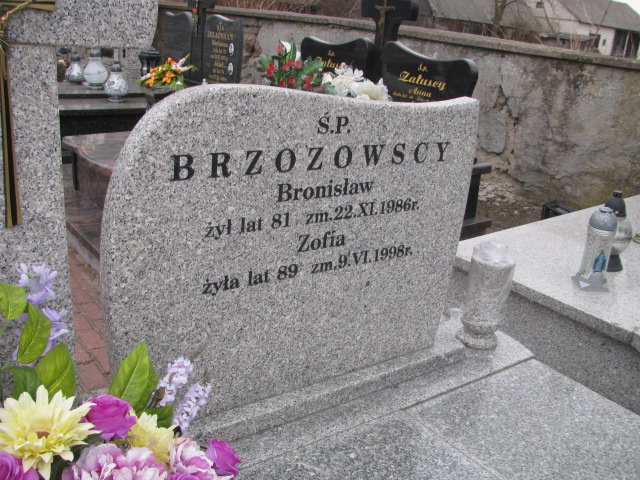 Grób Bronisław Brzozowski